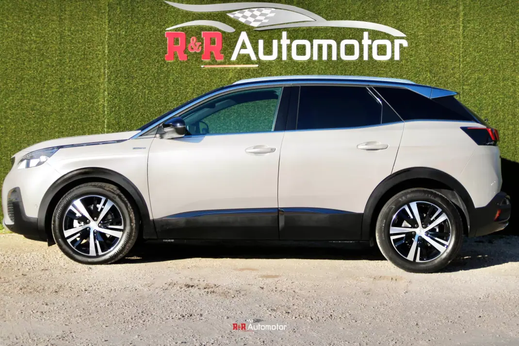 Peugeot 3008 2017 - 21500 EUR, 110000 km - AUTO.MOTO.pt - 110000km - foto 9 de 34