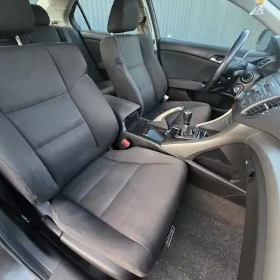 Honda Accord 2010 - 11950 EUR, 189906 km - AUTO.MOTO.pt - 189906km - foto 18 de 23