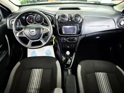 Dacia Sandero 2018 - 11750 EUR, 134274 km - AUTO.MOTO.pt - 134274km - foto 6 de 11