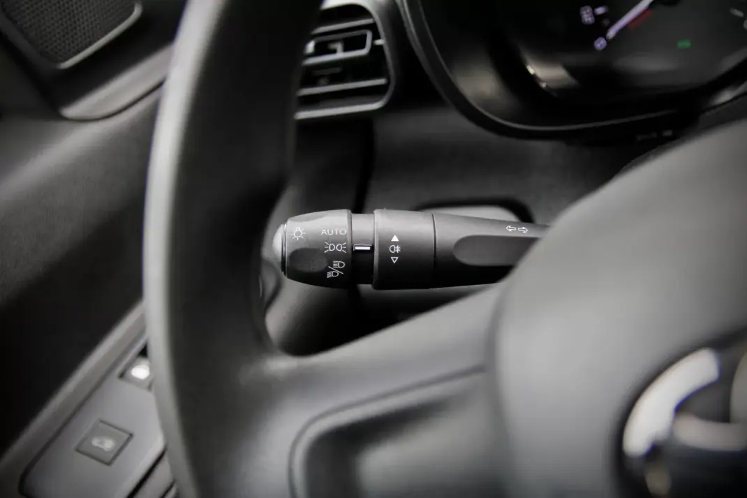 Toyota Proace City 1.5D L1 Comfort IVA DEDUTÍVEL 2022 - 14400 EUR, 159000 km - AUTO.MOTO.pt - 159000km - foto 16 de 26