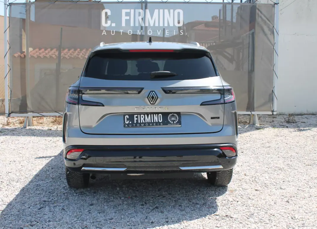 Renault Espace 2024 - 32980 EUR, 56000 km - 56000km - foto 6 de 22