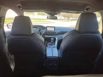 Peugeot 3008 2017 - 17500 EUR, 169000 km - AUTO.MOTO.pt - 169000km - foto 12 de 15