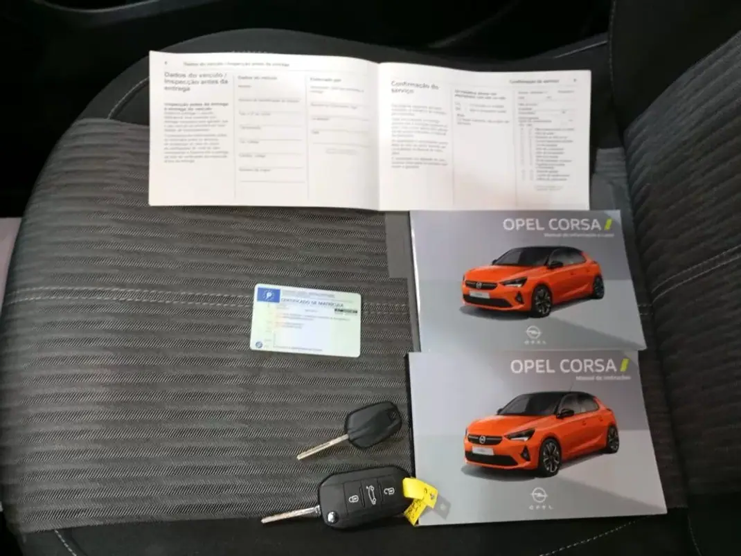 Opel Corsa 2021 - 13499 EUR, 96121 km - AUTO.MOTO.pt - 96121km - foto 20 de 21