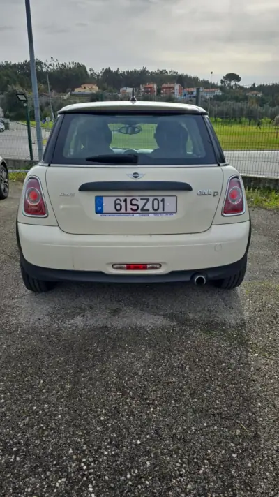 MINI One 2011 - 8750 EUR, 246729 km - AUTO.MOTO.pt - 246729km - foto 2 de 8