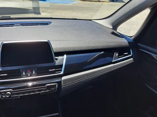 BMW 216 Gran Tourer 2019 - 19500 EUR, 111050 km - AUTO.MOTO.pt - 111050km - foto 14 de 63