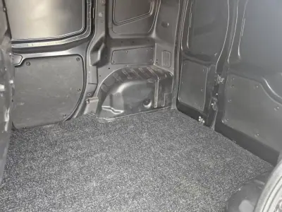 Fiat Fiorino 2018 - 9400 EUR, 179900 km - 179900km - foto 6 de 10