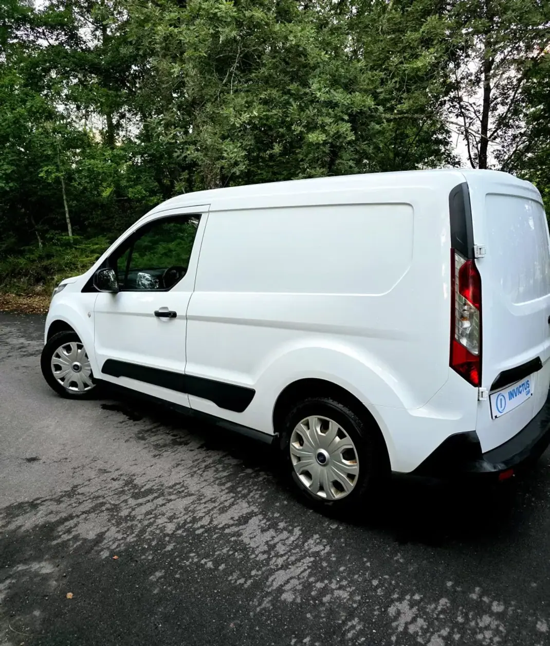 Ford Transit Connect 2019 - 11990 EUR, 144000 km - AUTO.MOTO.pt - 144000km - foto 12 de 27