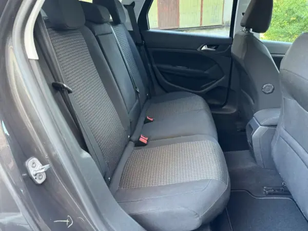 Peugeot 308 SW 2019 - 13000 EUR, 76390 km - AUTO.MOTO.pt - 76390km - foto 21 de 22