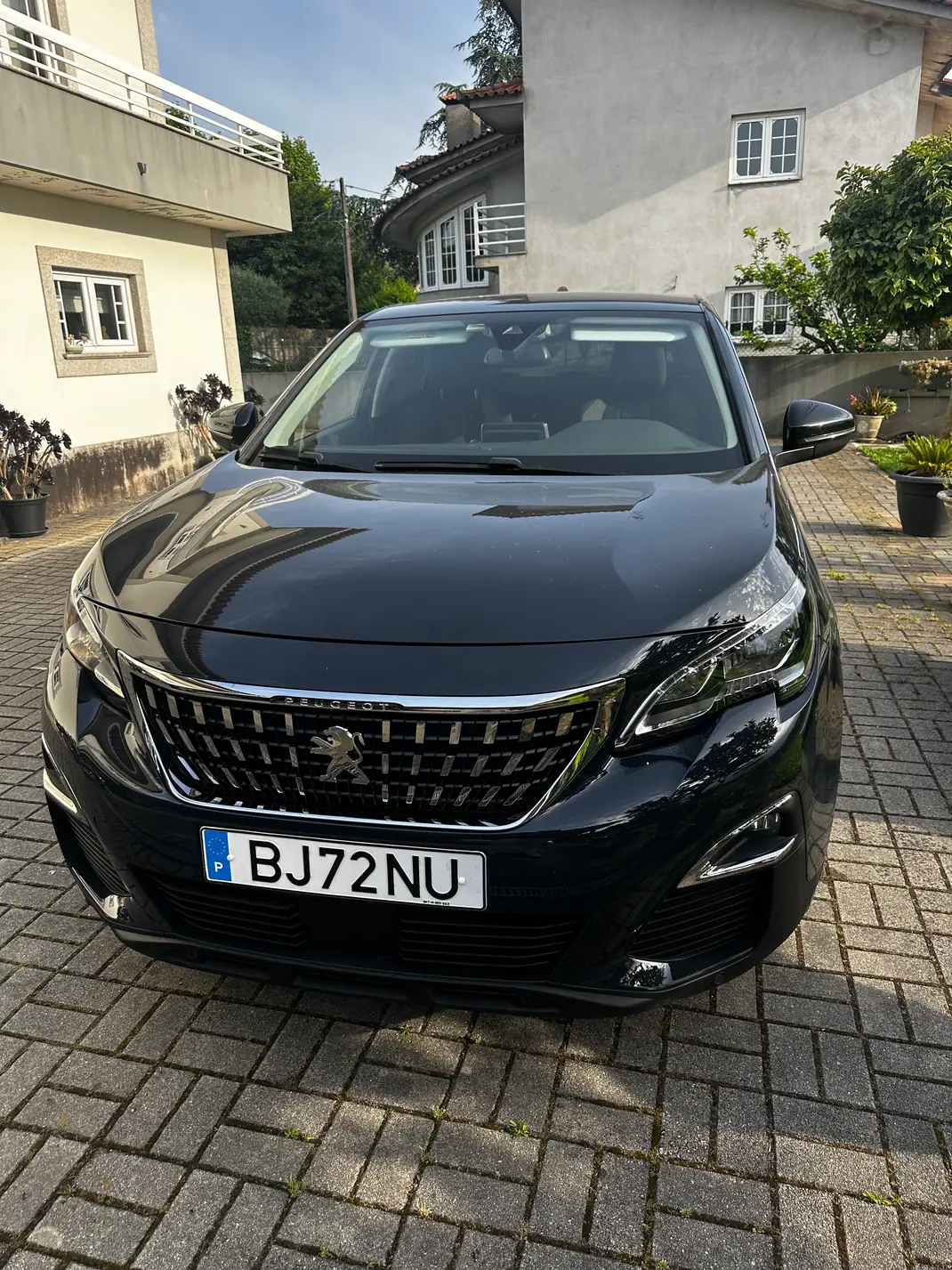 Peugeot 3008 2017 - 15000 EUR, 130000 km - AUTO.MOTO.pt - 130000km - foto 1 de 10