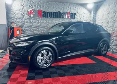 Ford Mustang Mach-E 2021 - 29990 EUR, 61907 km - AUTO.MOTO.pt - 61907km - foto 1 de 30