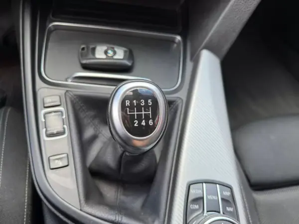 BMW 418 Gran Coupé 2018 - 18900 EUR, 218060 km - AUTO.MOTO.pt - 218060km - foto 15 de 25
