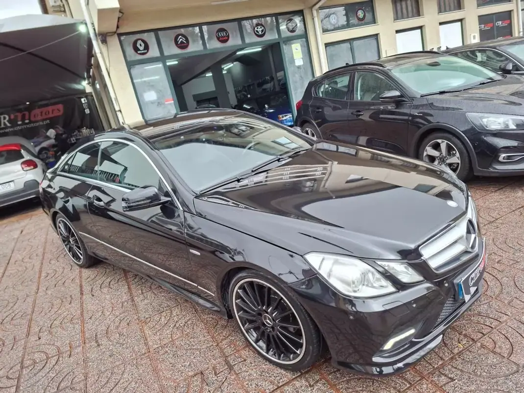 Mercedes-Benz E 250 2009 - 16500 EUR, 134447 km - AUTO.MOTO.pt - 134447km - foto 5 de 29