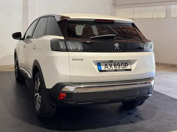 Peugeot 3008 2023 - 29900 EUR, 70916 km - AUTO.MOTO.pt - 70916km - foto 7 de 22