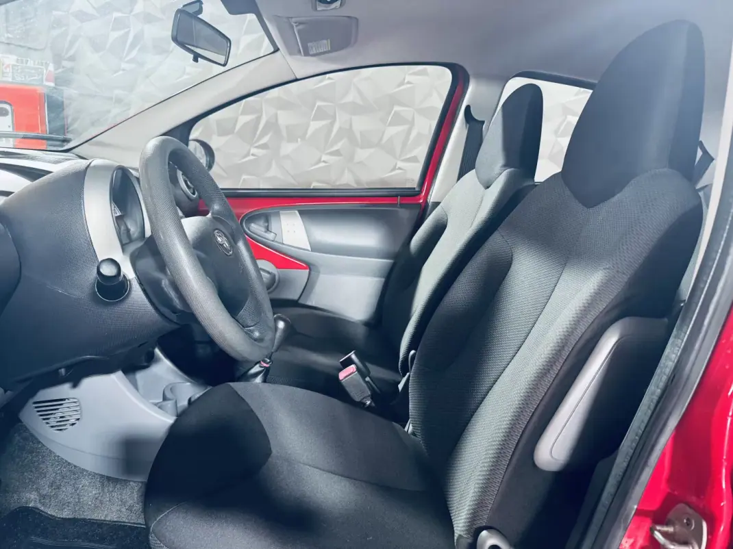 Toyota Aygo 2009 - 5250 EUR, 123137 km - AUTO.MOTO.pt - 123137km - foto 27 de 27