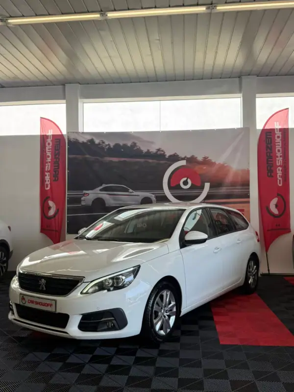 Peugeot 308 SW 2018 - 11900 EUR, 171000 km - AUTO.MOTO.pt - 171000km - foto 3 de 8