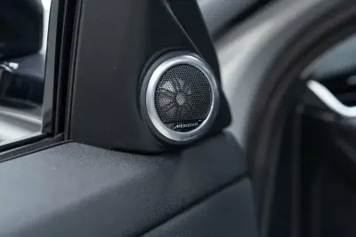 Land Rover Range Rover Evoque 2021 - 37950 EUR, 51000 km - AUTO.MOTO.pt - 51000km - foto 22 de 53