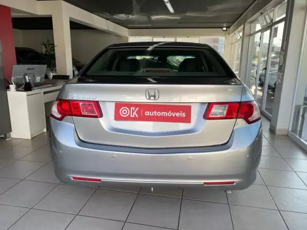 Honda Accord 2009 - 9250 EUR, 266508 km - AUTO.MOTO.pt - 266508km - foto 24 de 34