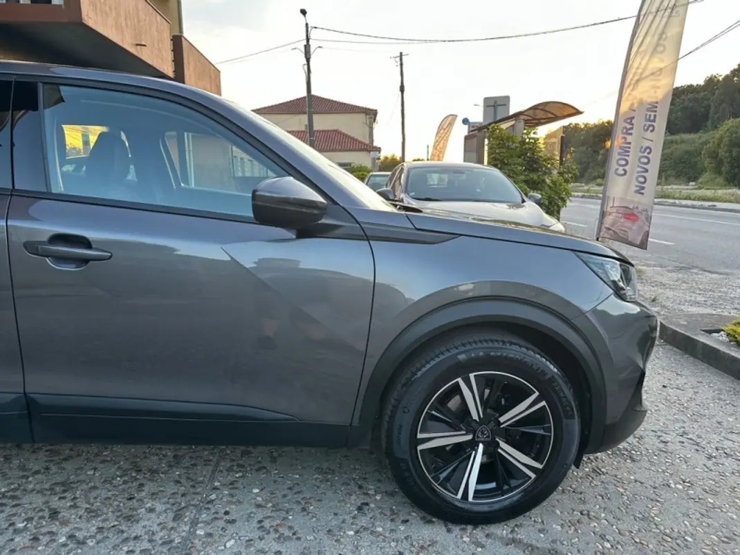 Peugeot 2008 2021 - 16500 EUR, 158900 km - AUTO.MOTO.pt - 158900km - foto 12 de 52