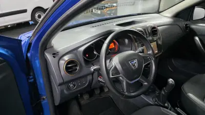 Dacia Sandero 2018 - 10990 EUR, 129000 km - AUTO.MOTO.pt - 129000km - foto 5 de 21