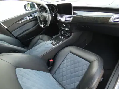 Mercedes-Benz CLS 250 2015 - 22500 EUR, 278000 km - AUTO.MOTO.pt - 278000km - foto 24 de 42