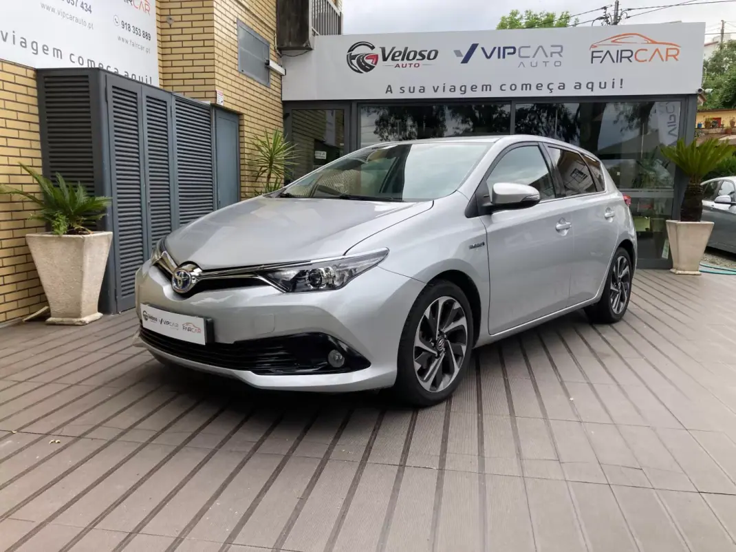 Toyota Auris 2016 - 16750 EUR, 90000 km - AUTO.MOTO.pt - 90000km - foto 1 de 21