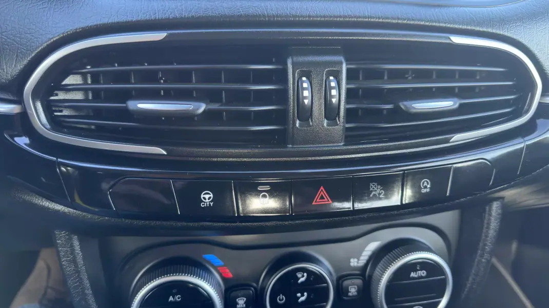 Fiat Tipo 2022 - 13490 EUR, 72000 km - AUTO.MOTO.pt - 72000km - foto 14 de 20