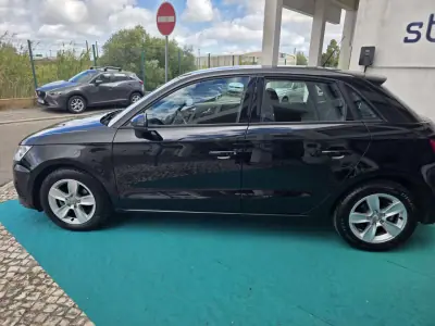 Audi A1 Sportback 2017 - 14950 EUR, 69000 km - AUTO.MOTO.pt - 69000km - foto 5 de 10