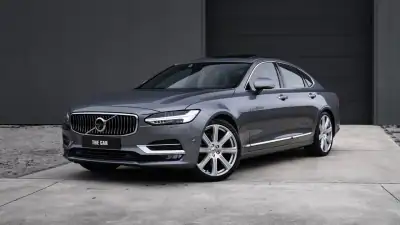 Volvo S90 2016 - 24750 EUR, 266000 km - AUTO.MOTO.pt - 266000km - foto 2 de 50