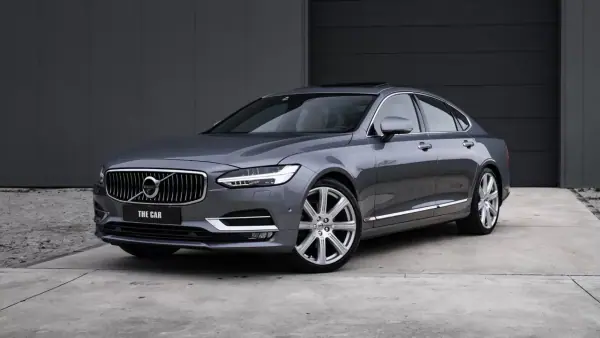 Volvo S90 2016 - 24750 EUR, 266000 km - AUTO.MOTO.pt - 266000km - foto 2 de 50