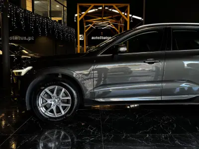 Volvo XC 60 2021 - 31990 EUR, 140750 km - AUTO.MOTO.pt - 140750km - foto 9 de 34