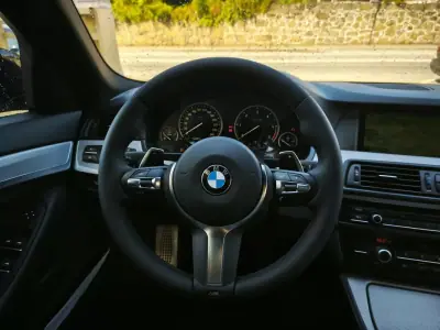 BMW 525 2014 - 22500 EUR, 183000 km - AUTO.MOTO.pt - 183000km - foto 36 de 37
