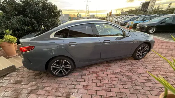 BMW 216 Gran Coupé 2022 - 27990 EUR, 122000 km - AUTO.MOTO.pt - 122000km - foto 22 de 43