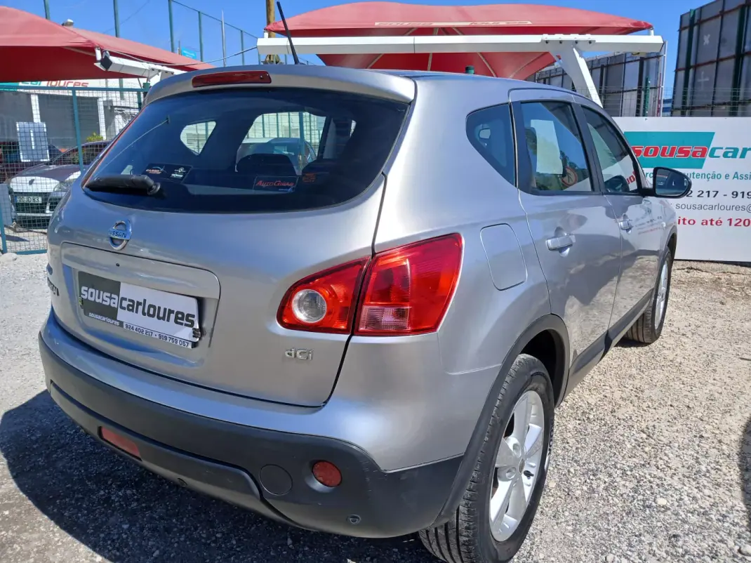 Nissan Qashqai 2008 - 7350 EUR, 167419 km - 167419km - foto 8 de 26
