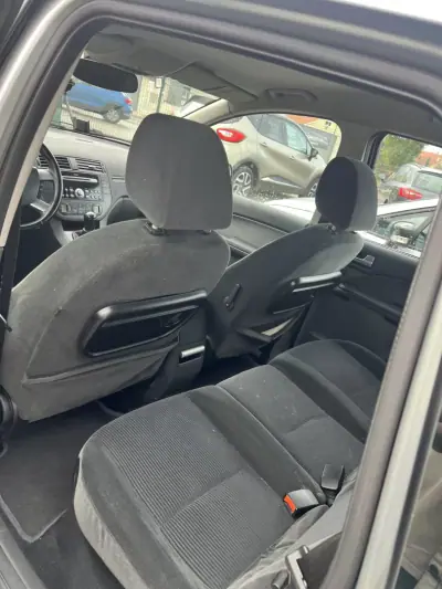 Ford C-Max 2004 - 4499 EUR, 302000 km - AUTO.MOTO.pt - 302000km - foto 6 de 6