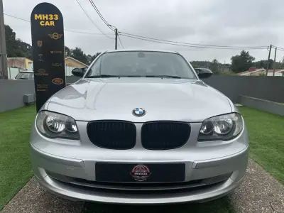 BMW 118 2009 - 8900 EUR, 184000 km - AUTO.MOTO.pt - 184000km - foto 8 de 55