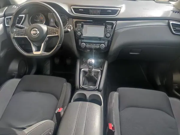 Nissan Qashqai 2019 - 18300 EUR, 116500 km - AUTO.MOTO.pt - 116500km - foto 8 de 13