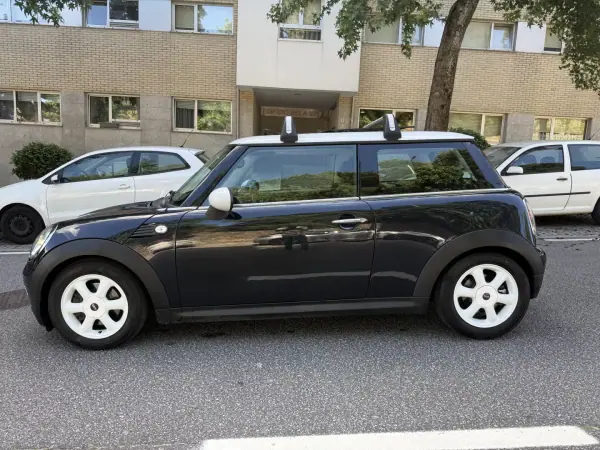 MINI Cooper 2008 - 7450 EUR, 99000 km - AUTO.MOTO.pt - 99000km - foto 9 de 15