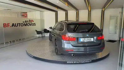 BMW 320 2013 - 12500 EUR, 218911 km - AUTO.MOTO.pt - 218911km - foto 3 de 56