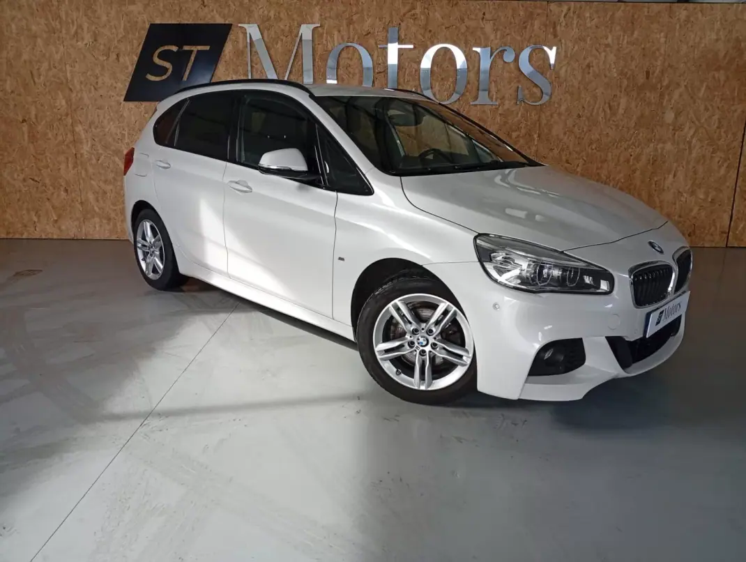 BMW 218 Active Tourer 2015 - 19950 EUR, 130068 km - AUTO.MOTO.pt - 130068km - foto 1 de 20