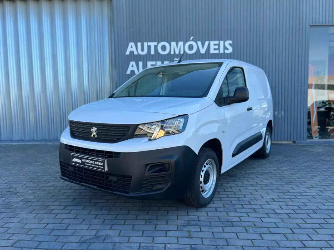 Peugeot PARTNER GIRAFON 2023 - 16500 EUR, 59653 km - AUTO.MOTO.pt - 59653km - foto 1 de 13