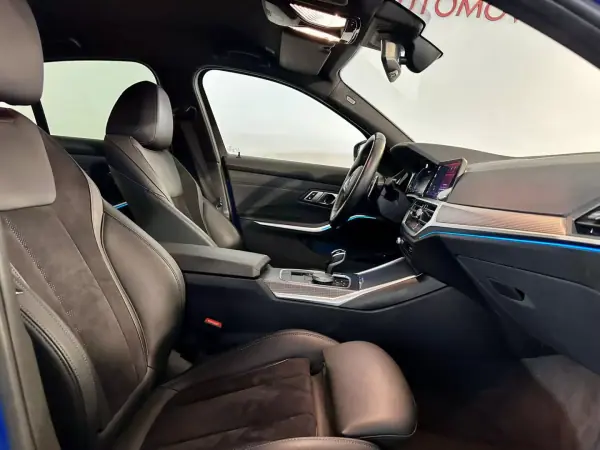 BMW 330e 2019 - 29750 EUR, 99000 km - AUTO.MOTO.pt - 99000km - foto 15 de 46