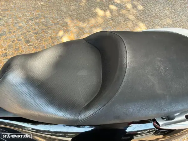 Honda 599 2013 - 1950 EUR, 24578 km - AUTO.MOTO.pt - 24578km - foto 9 de 11