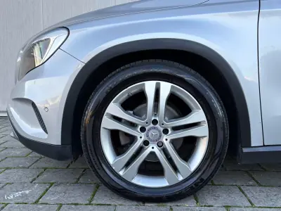 Mercedes-Benz GLA 200 2015 - 20750 EUR, 124000 km - AUTO.MOTO.pt - 124000km - foto 7 de 34