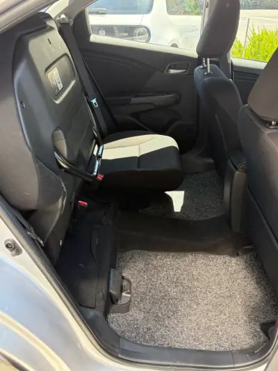 Honda Civic Tourer 2015 - 12900 EUR, 125000 km - AUTO.MOTO.pt - 125000km - foto 12 de 19