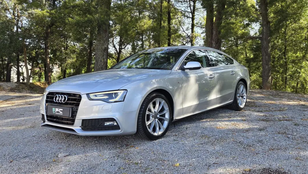 Audi A5 Sportback 2014 - 18350 EUR, 179000 km - AUTO.MOTO.pt - 179000km - foto 4 de 11
