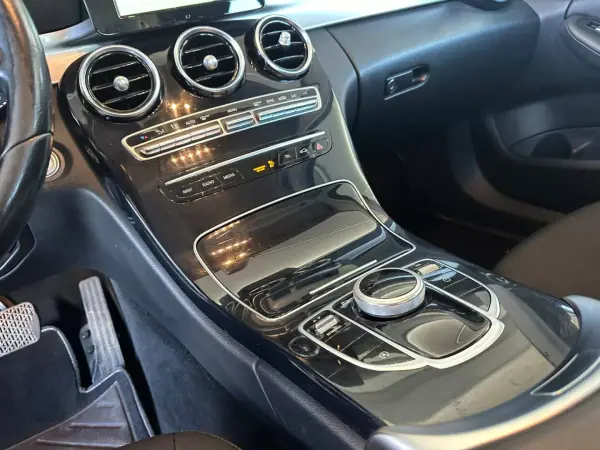 Mercedes-Benz C 220 2019 - 28900 EUR, 98261 km - 98261km - foto 22 de 31