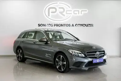 Mercedes-Benz C 300 2020 - 31900 EUR, 89151 km - AUTO.MOTO.pt - 89151km - foto 1 de 25