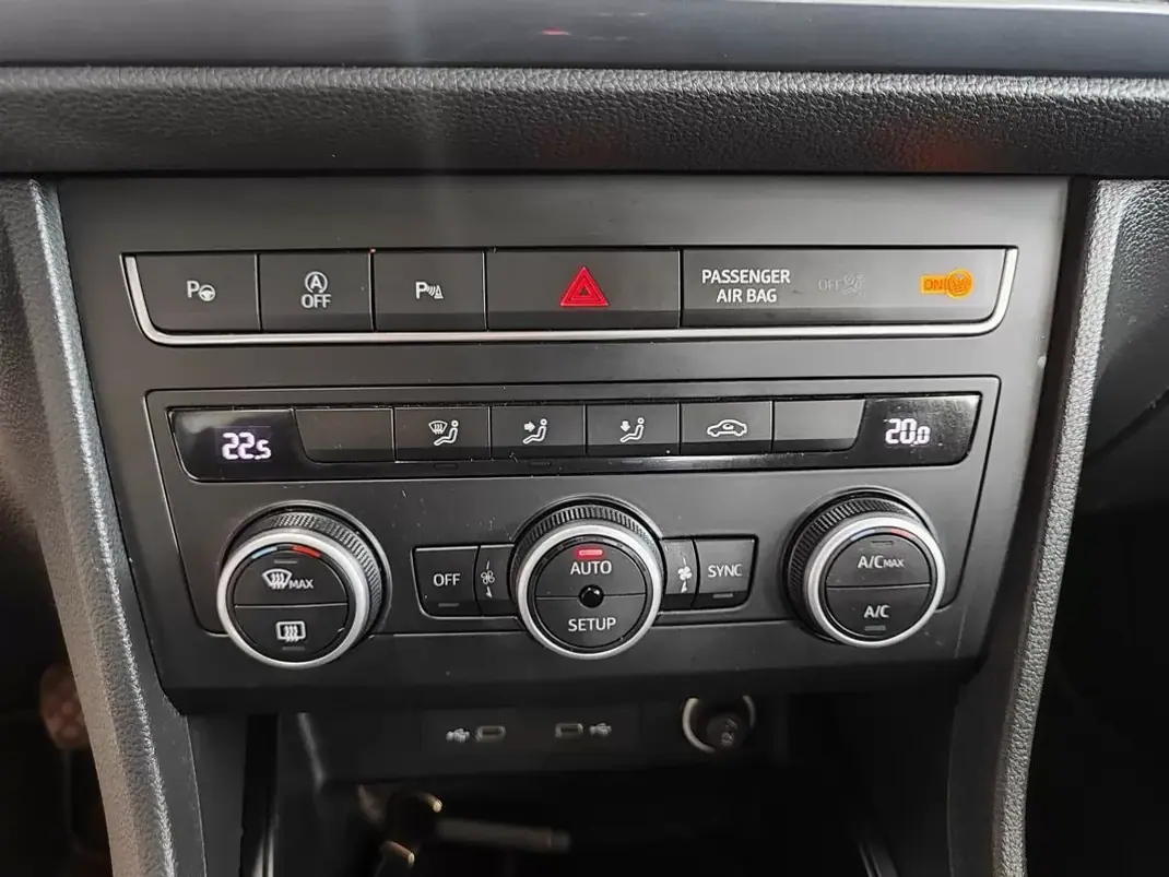 SEAT Ateca 2022 - 19500 EUR, 25400 km - AUTO.MOTO.pt - 25400km - foto 30 de 35