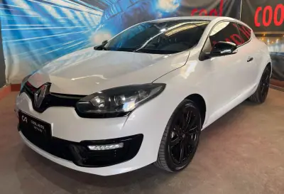 Renault Mégane Coupe 2014 - 9750 EUR, 182000 km - AUTO.MOTO.pt - 182000km - foto 9 de 44
