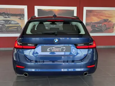 BMW 318 2022 - 27990 EUR, 121630 km - AUTO.MOTO.pt - 121630km - foto 10 de 20